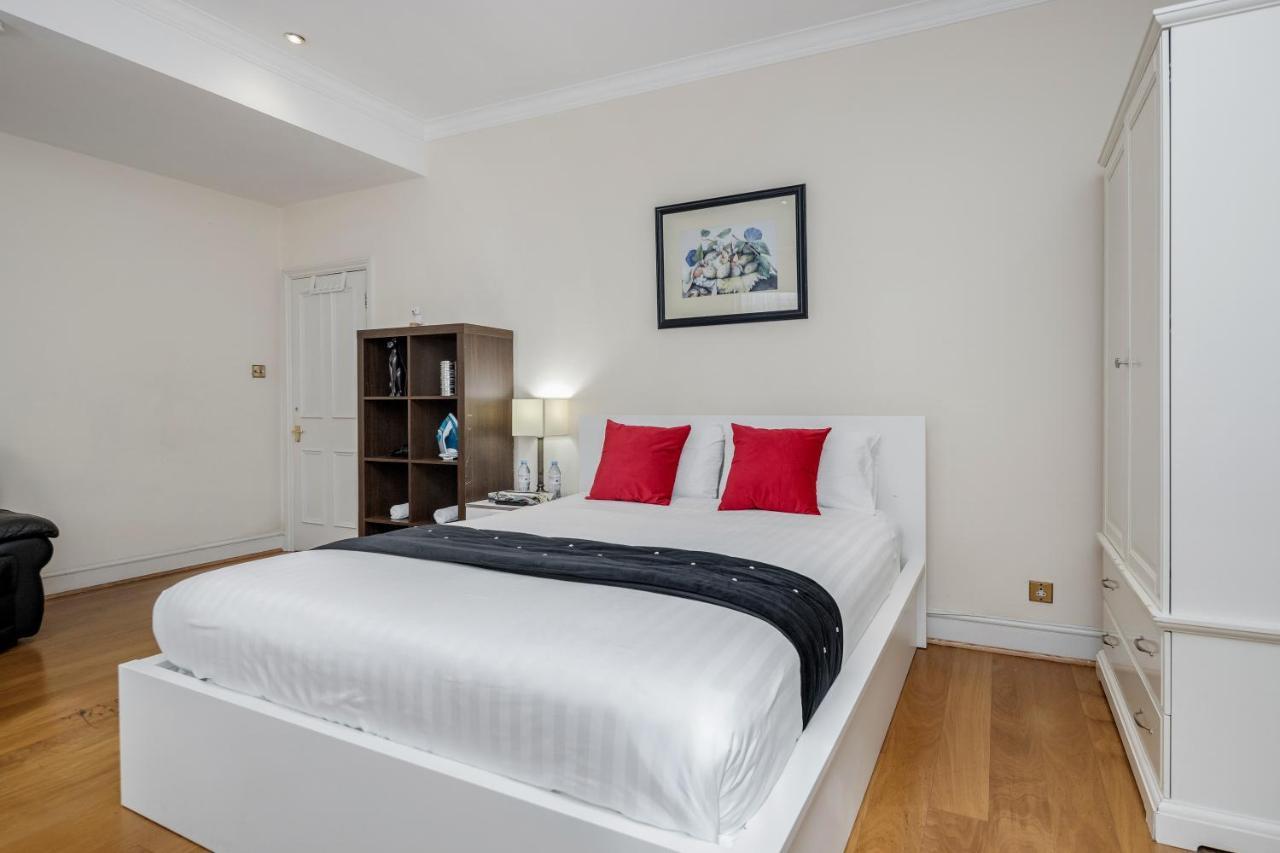 Oxford Street Homestay 런던 외부 사진