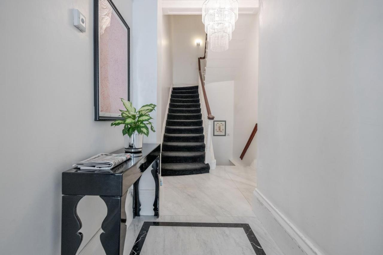 Oxford Street Homestay 런던 외부 사진