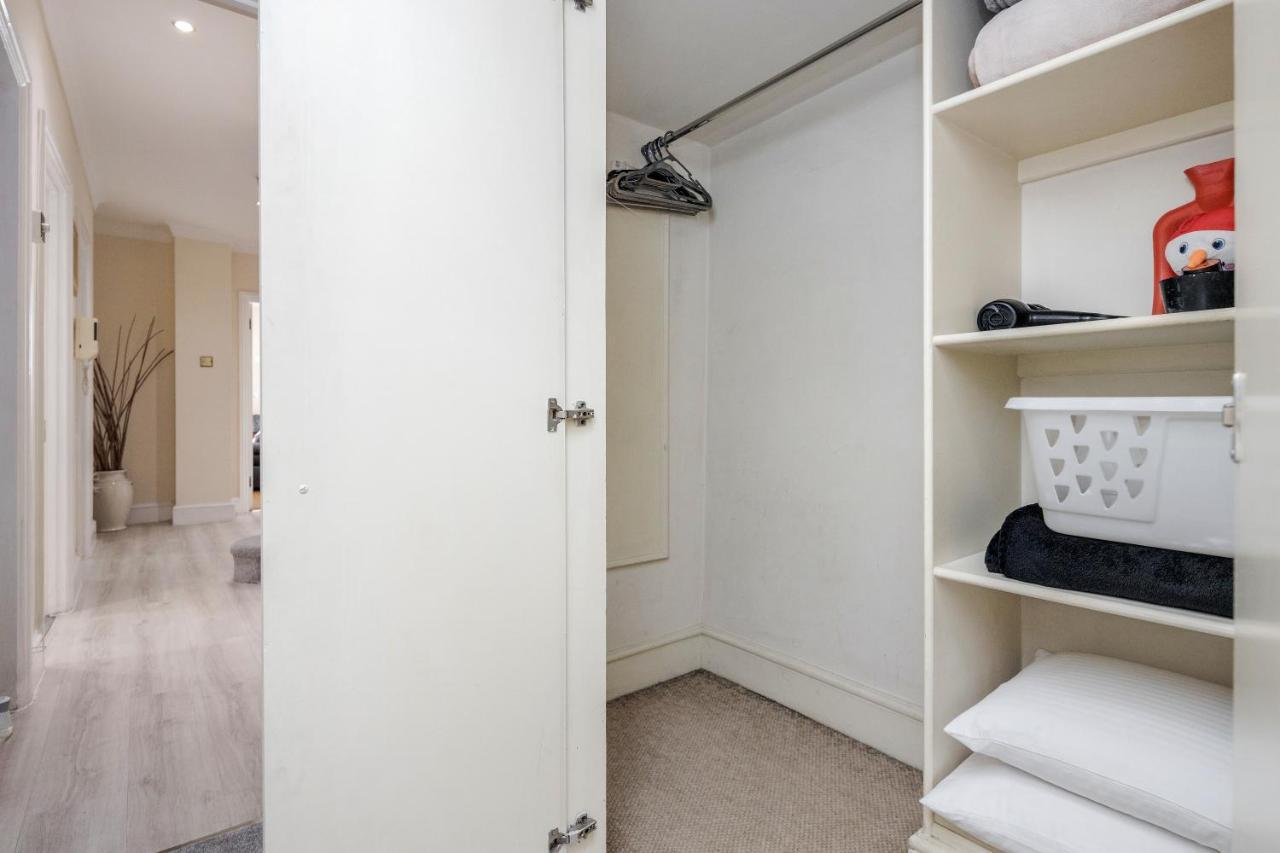 Oxford Street Homestay 런던 외부 사진