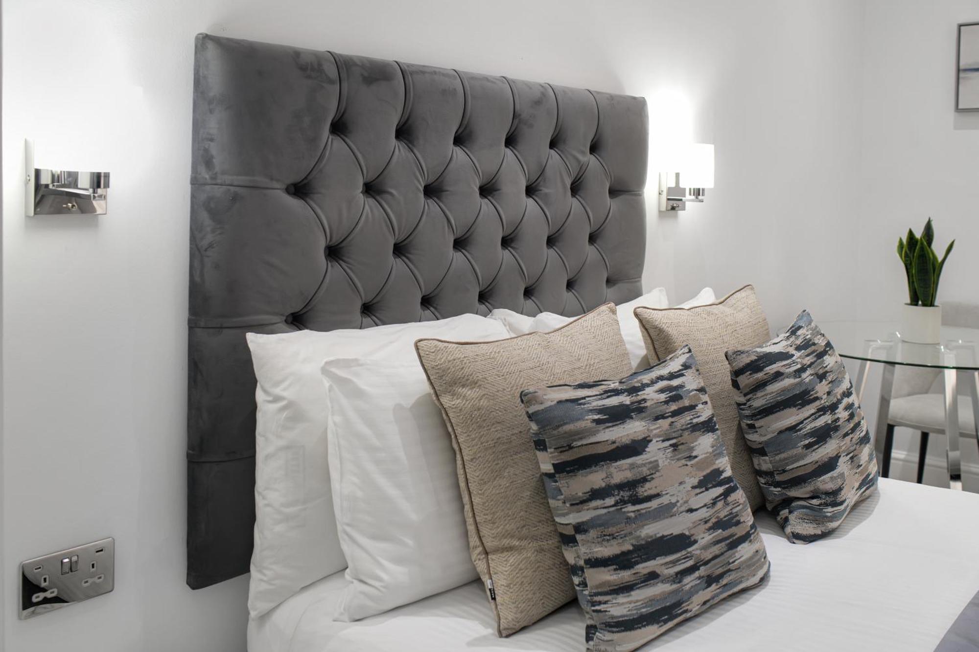 Oxford Street Homestay 런던 외부 사진