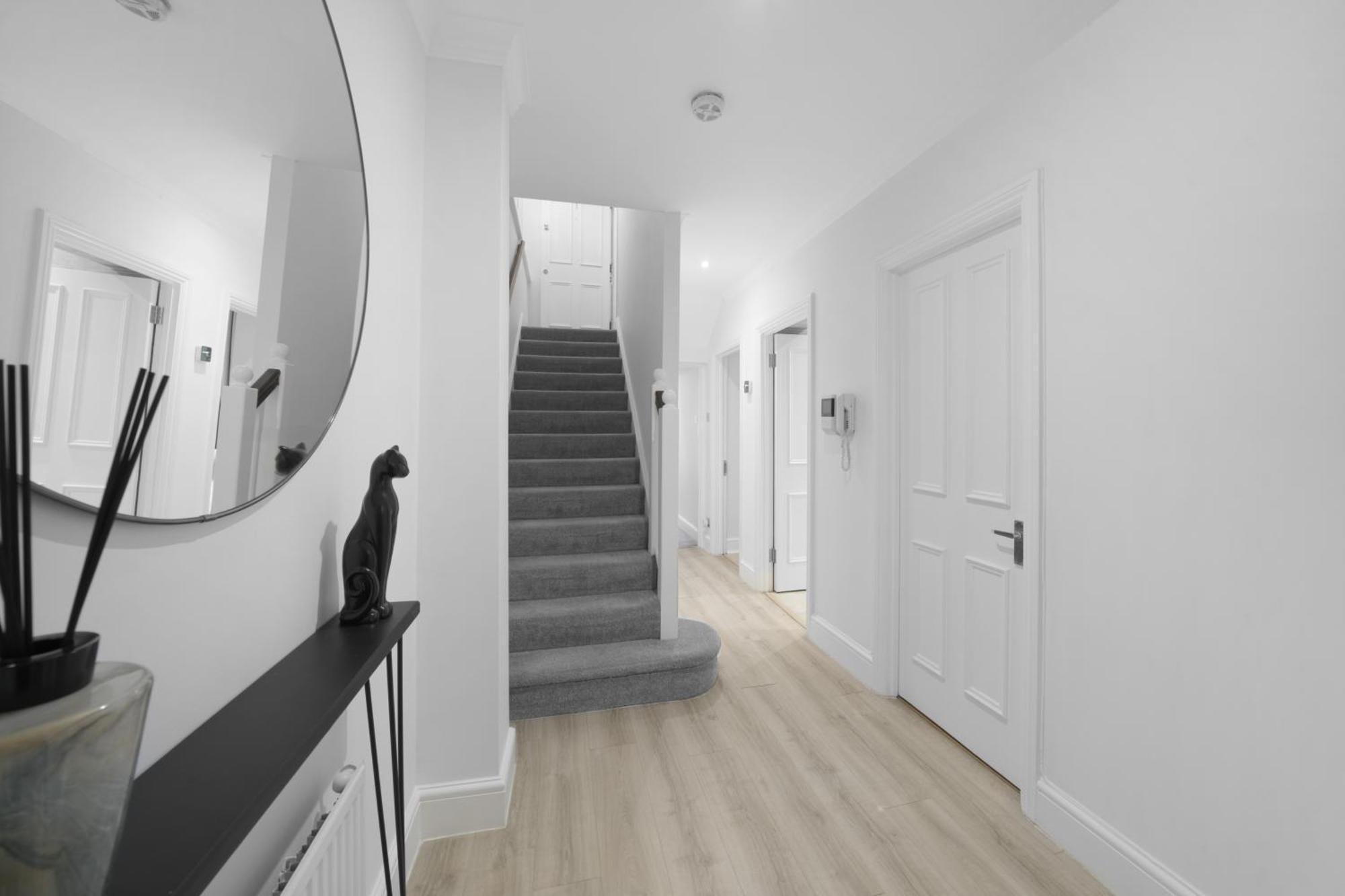 Oxford Street Homestay 런던 외부 사진